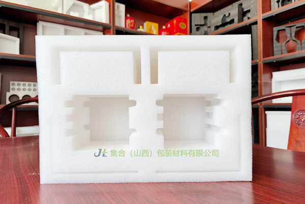 優(yōu)質(zhì)珍珠棉內(nèi)襯，用心守護(hù)產(chǎn)品，安全無(wú)憂伴您行-集合包裝