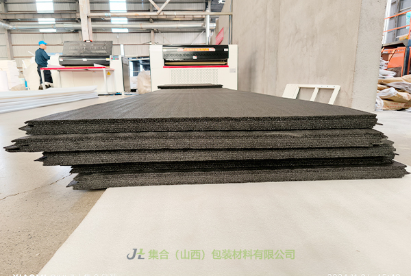 沁縣珍珠棉板-珍珠棉源頭生產(chǎn)廠家專業(yè)生產(chǎn)珍珠棉板、黑色珍珠棉板材、白色珍珠棉板材直產(chǎn)直售